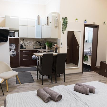 Empirium Apartman Budapest Bagian luar foto